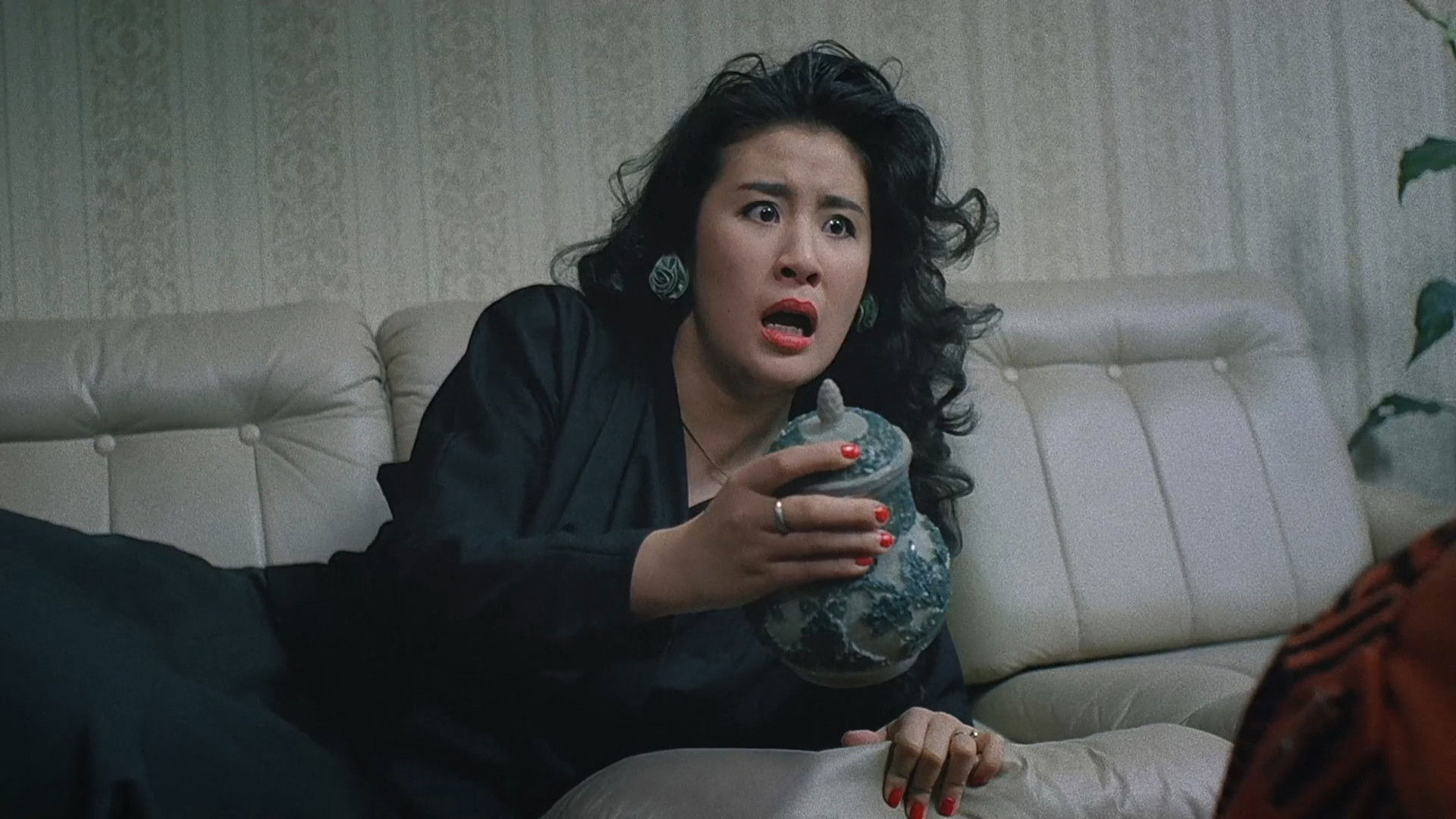 Nuôi Ma Song Hùng